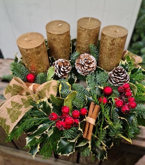 Festive Gold Advent Wreath