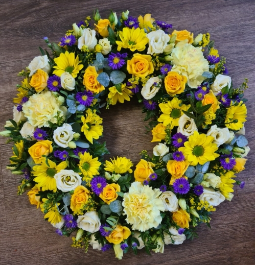 SUNLIT SERENITY WREATH