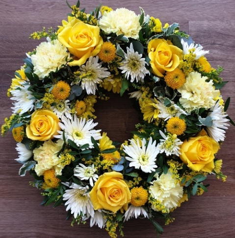 GOLDEN REMEMBRANCE WREATH