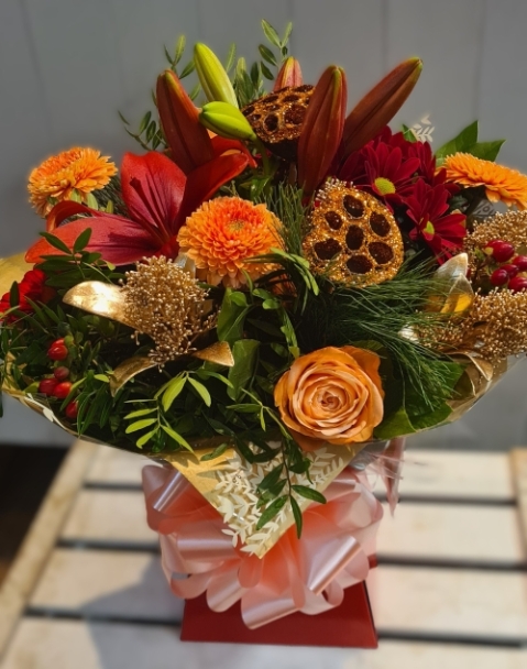 Warm & Radiant Christmas Bouquet